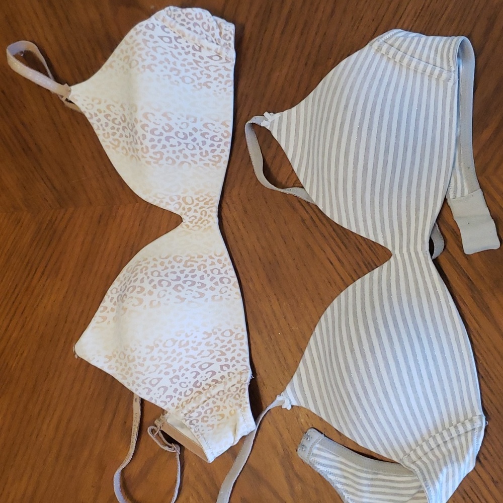 2 Victoria's secret cotton wireless bras size 34B
